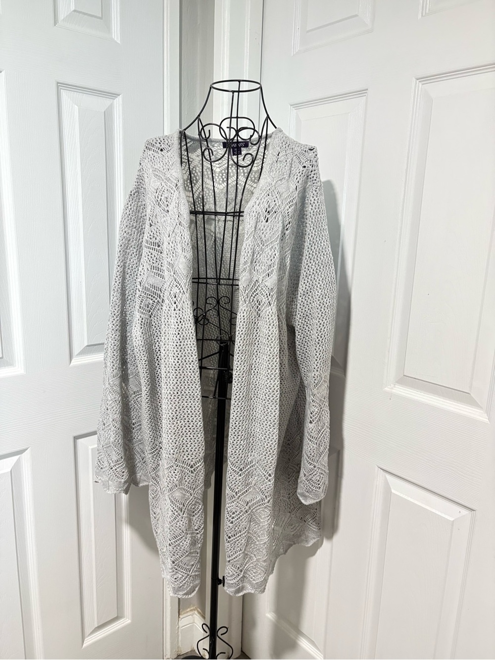 NWOT Roaman's Plus Size Light Gray Open-Front Knit Cardigan